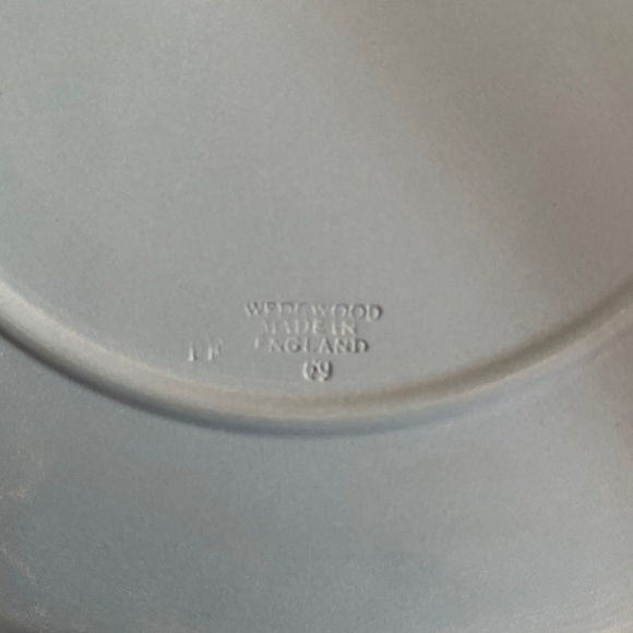 Wedgewood Jasperware 1969 Christmas Plate - Picture 4 of 6